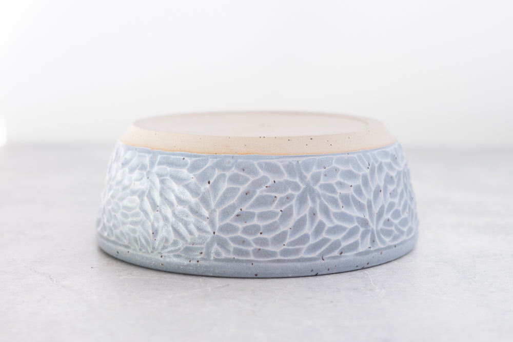 Periwinkle Carved Bowl (Medium)