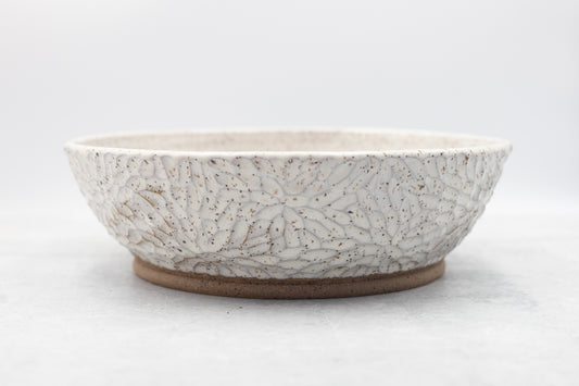 Farmhouse White Large Carved Serving Bowl