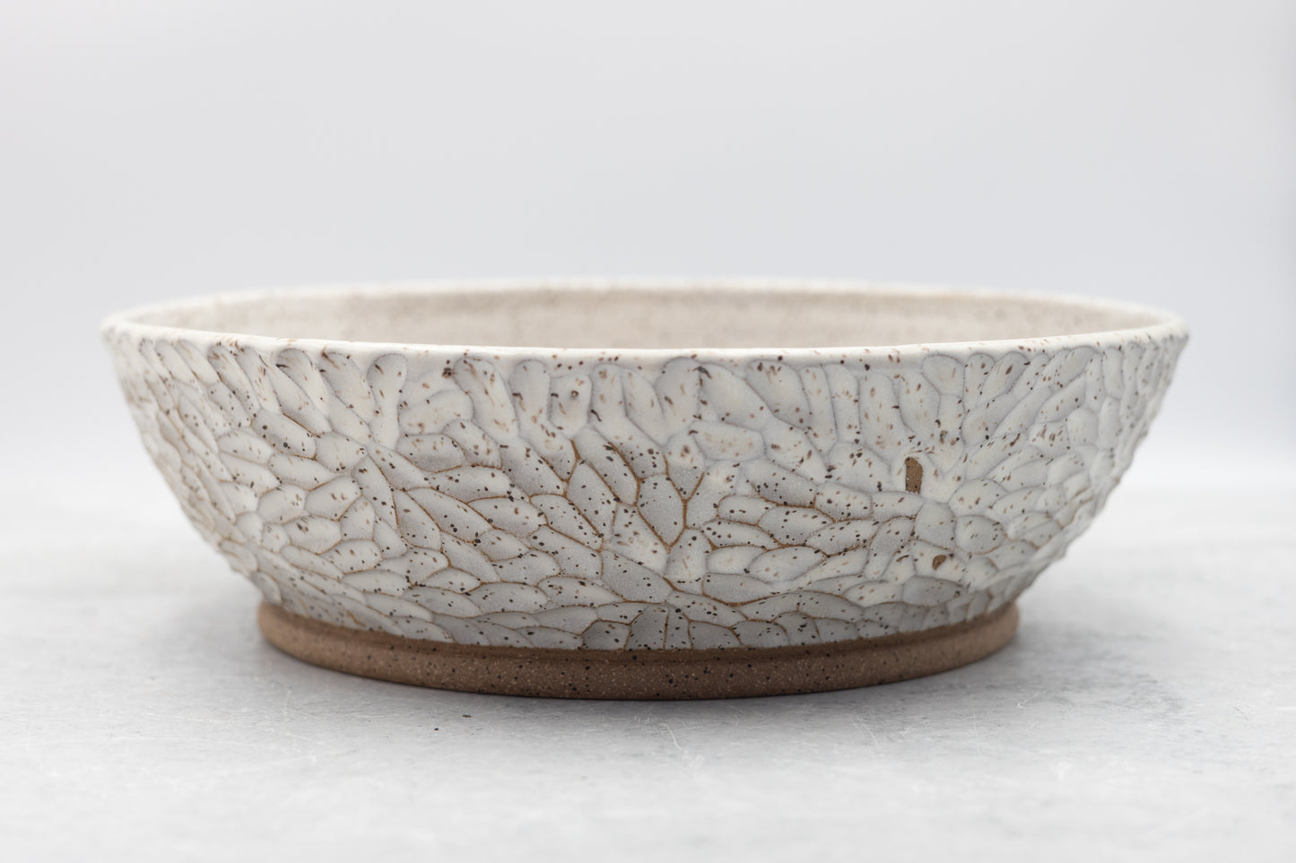 Farmhouse White Large Carved Serving Bowl