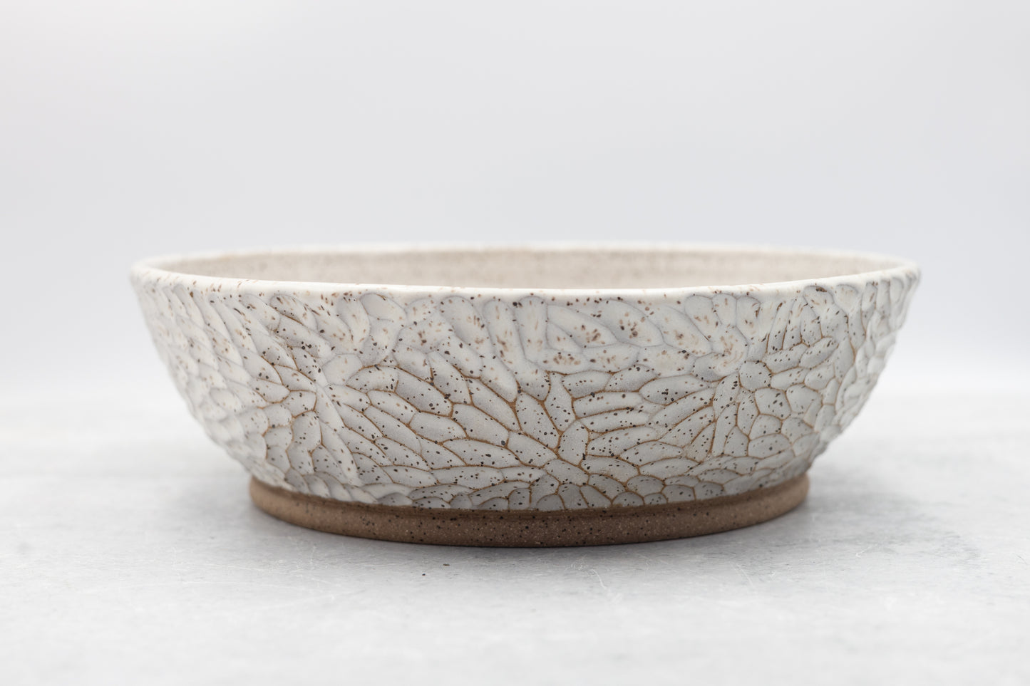 Farmhouse White Large Carved Serving Bowl