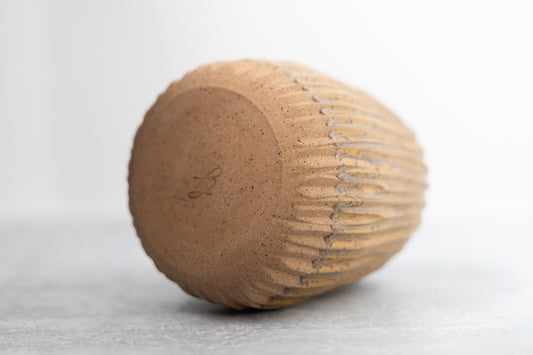 Speckled Nutmeg Dune Grass Vase