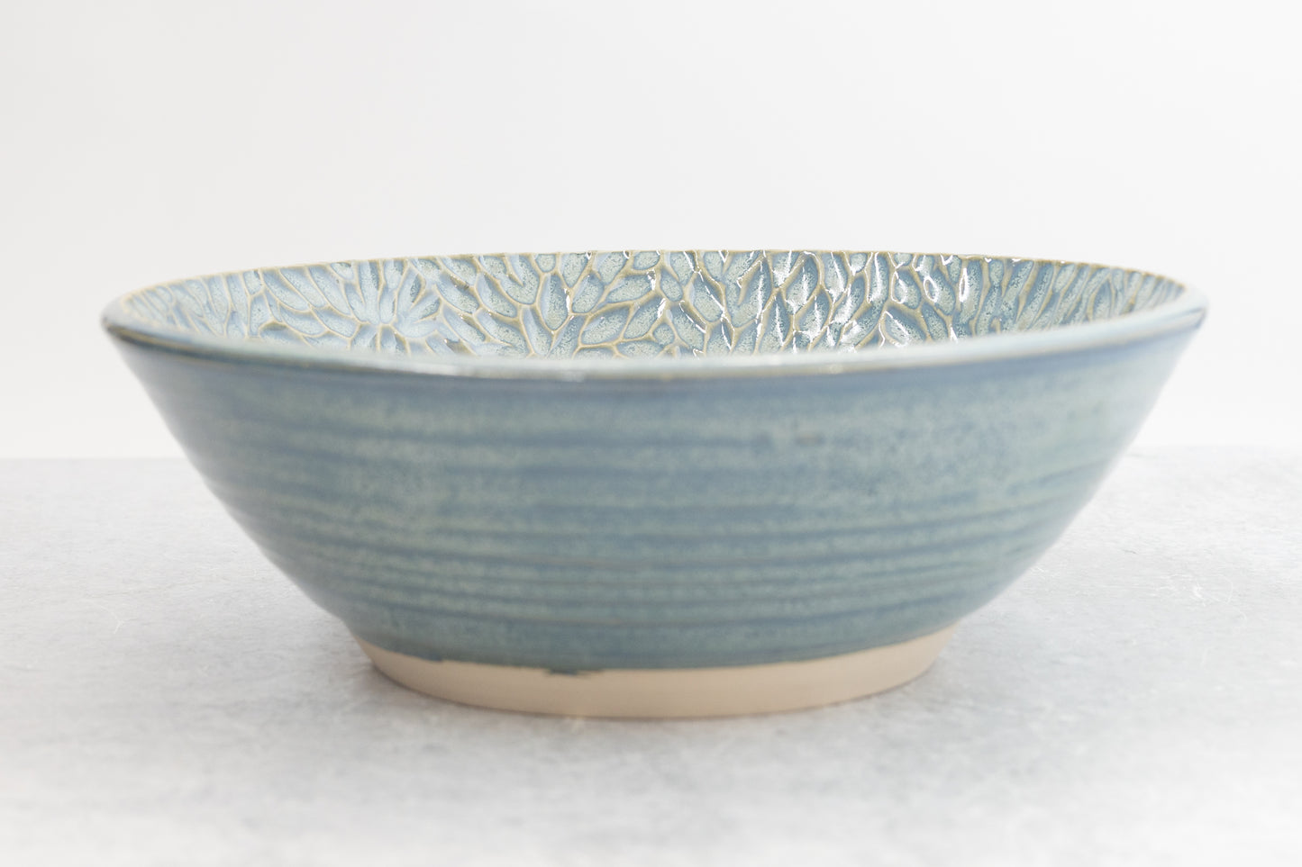 Frosted Blue Carved Rim Decorative Bowl