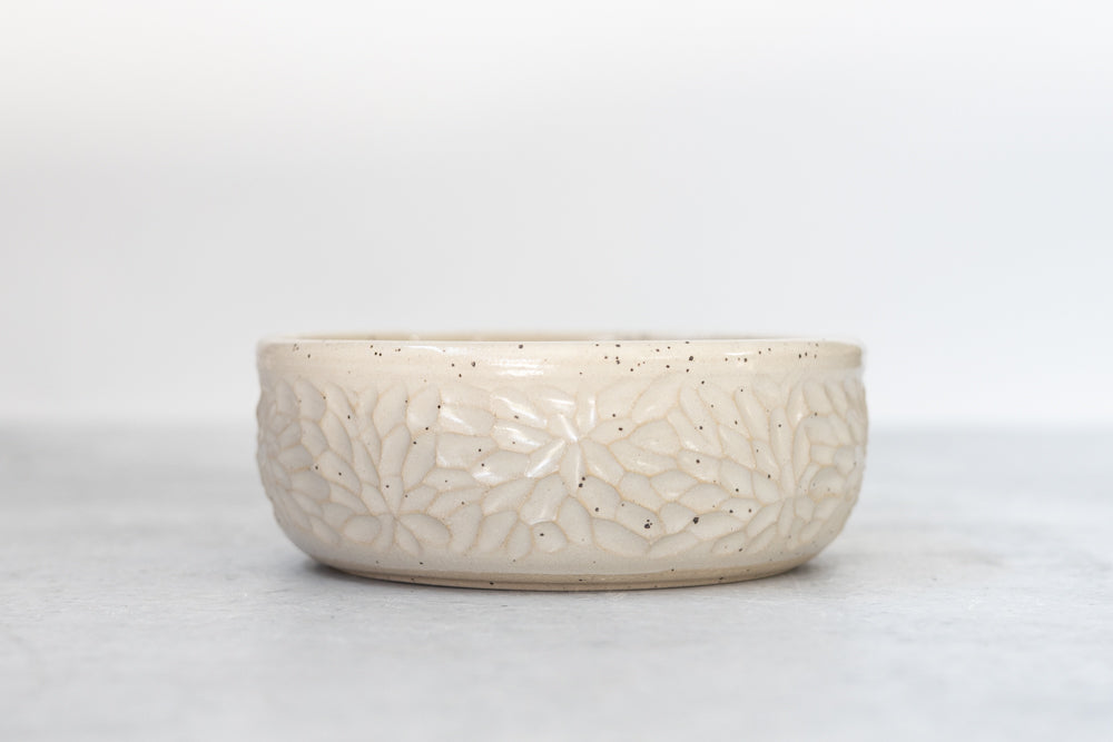 Farmhouse White Carved Bowl (Small)