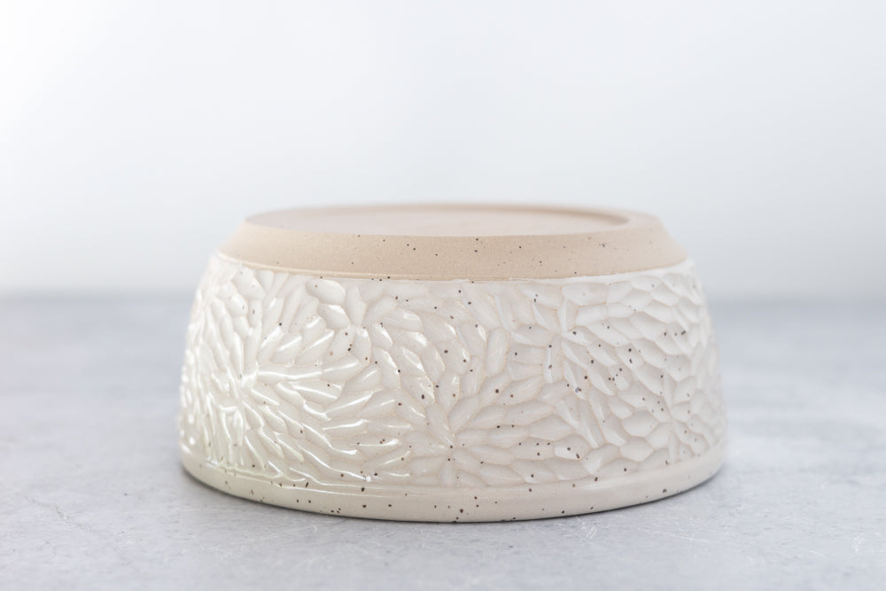 Farmhouse White Carved Bowl (Medium)