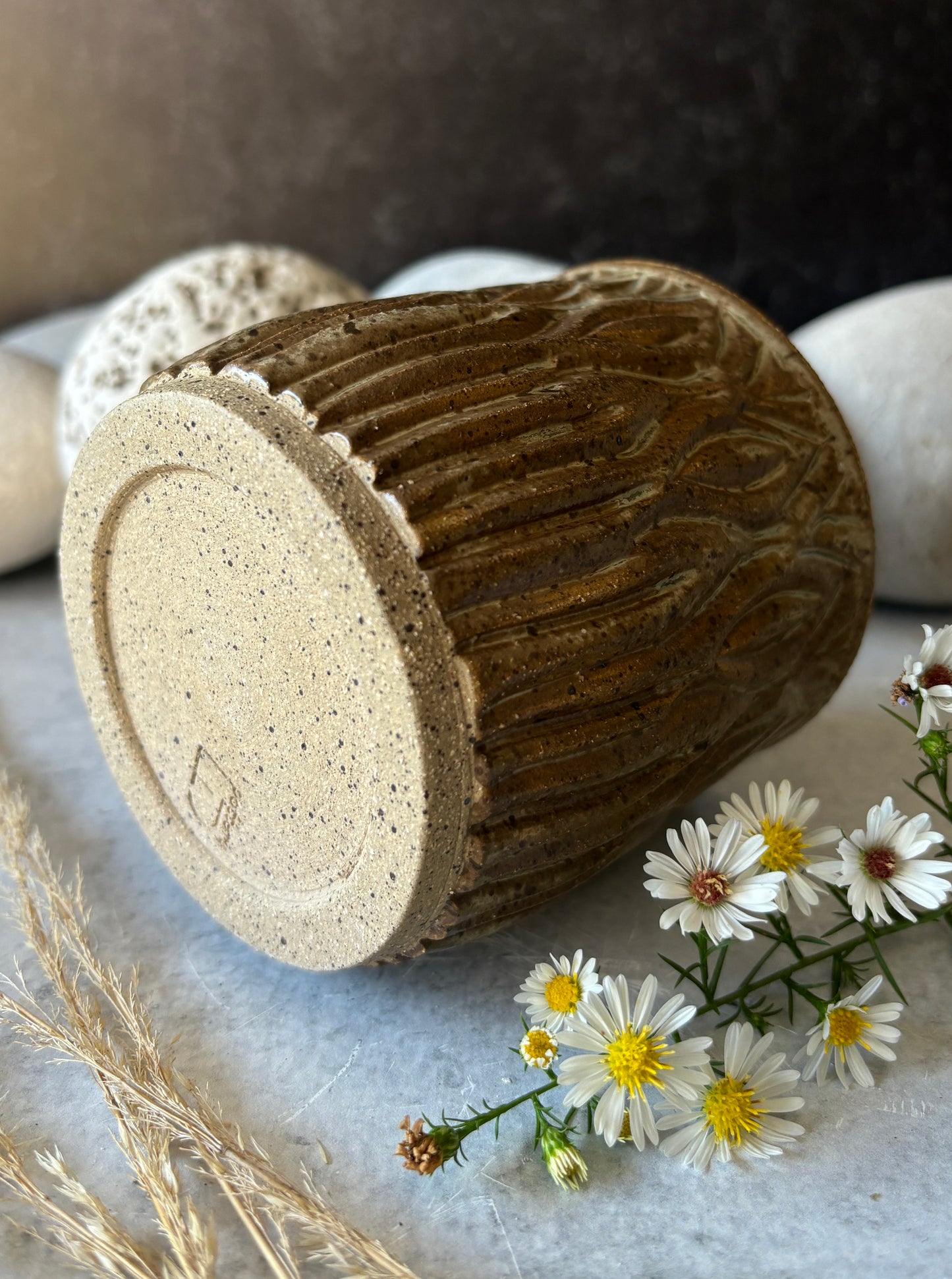 Speckled Nutmeg Bud Vase