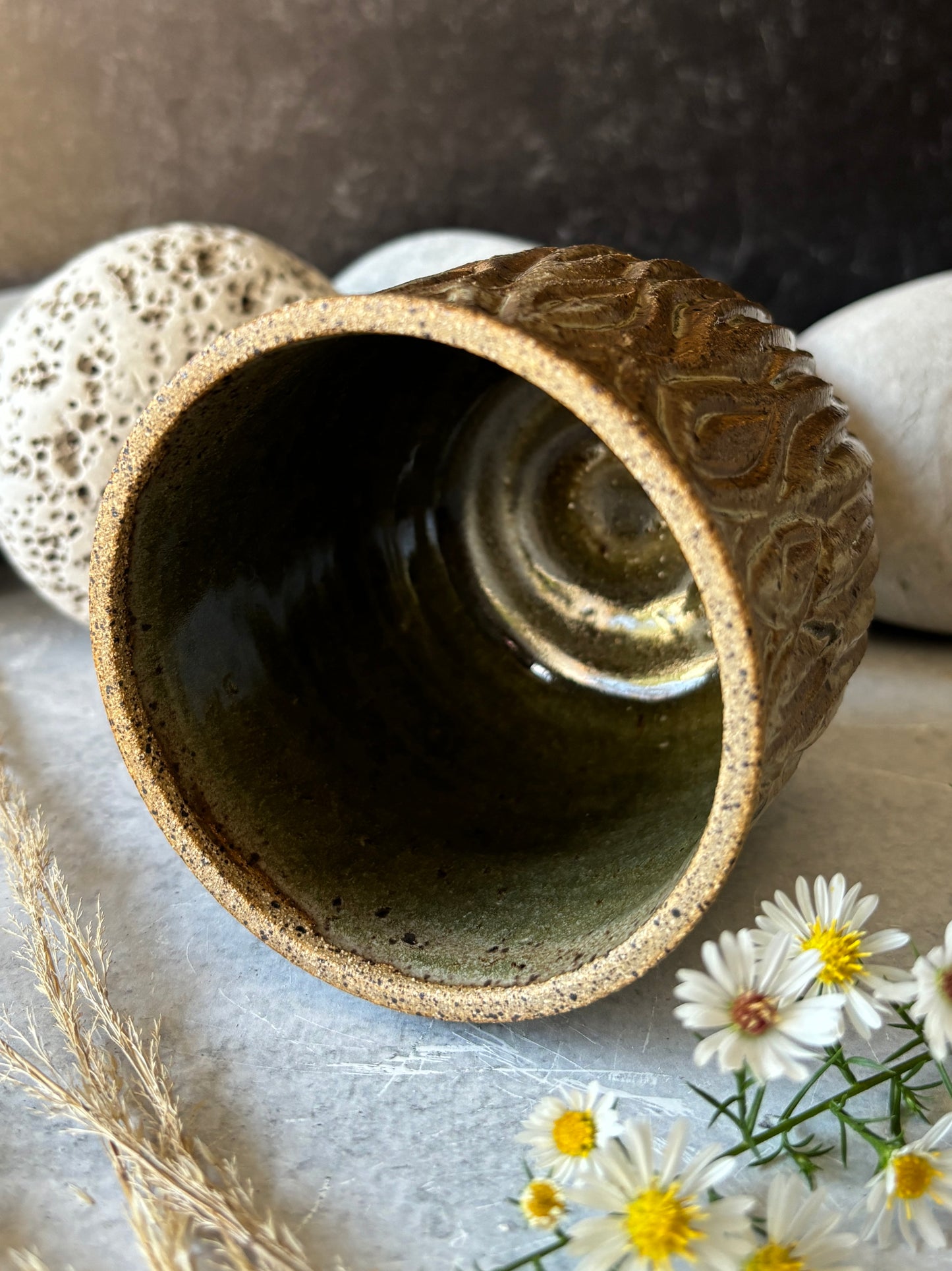 Speckled Nutmeg Bud Vase